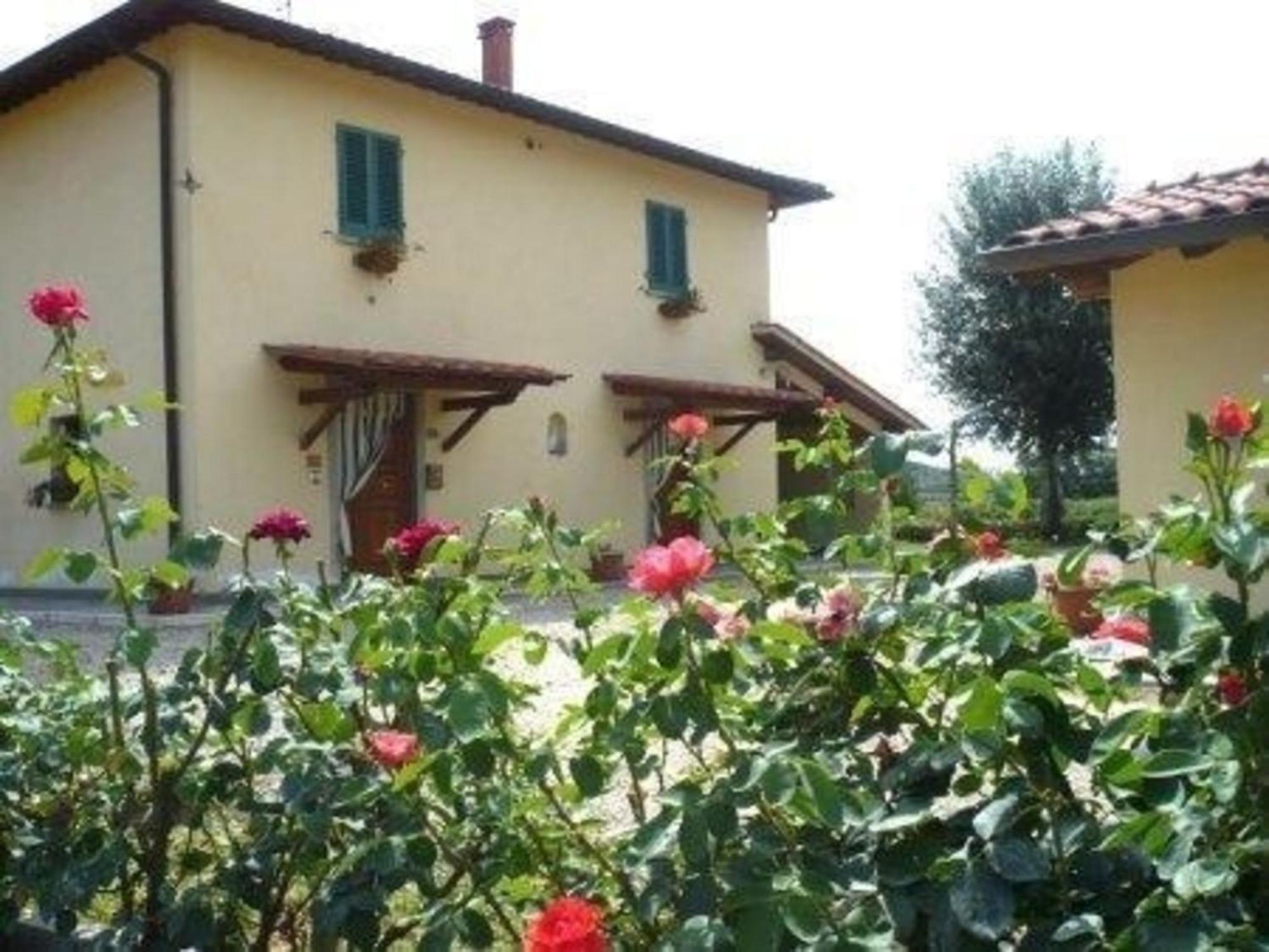 Charmantes Ferienhaus In Piani Della Rugginosa Mit Grossem Garten Reggello Εξωτερικό φωτογραφία